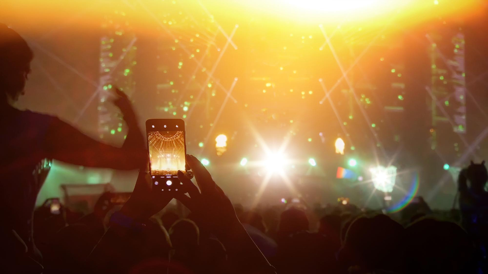 Maximize Your Festival Experience with eSIM