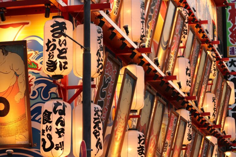 大阪で言われる「おおきに」「まいど」の意味は何？どんなときに使う？